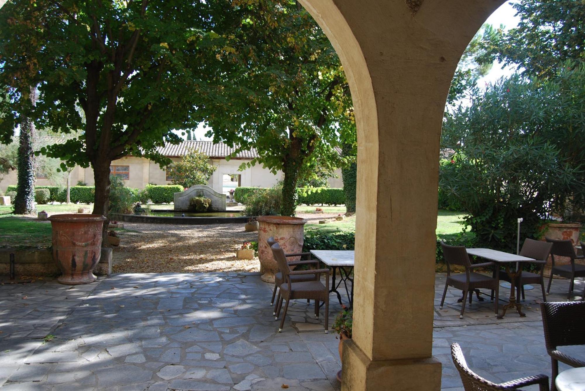 Domaine Du Grand Malherbes Aimargues Ανέσεις φωτογραφία